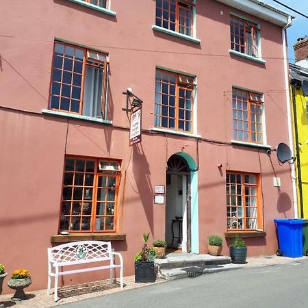 Artists House Hotel Кинсейл Екстериор снимка